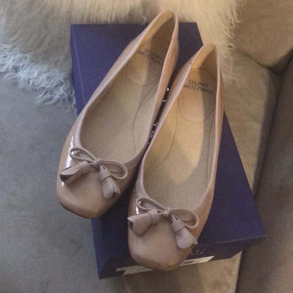 Stuart Weitzman Tulipbow Flat Tan Size 7